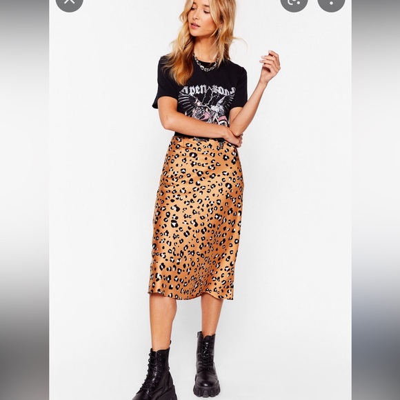 Nasty Gal Dresses & Skirts - Nasty Gal Leopard Slinky High Waist MIDI Skirt